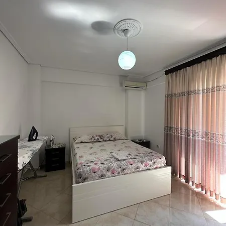 Apartament Klodiana *